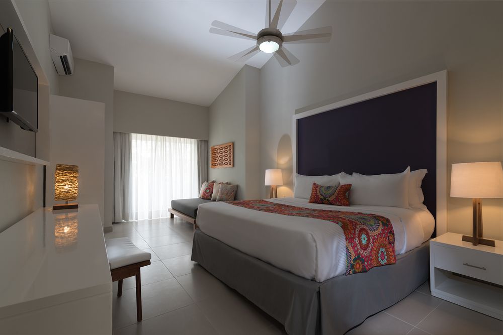 EMOTIONS BY HODELPA JUAN DOLIO - 71