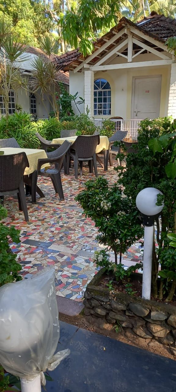 ZAPPIA COVE GUEST HOUSE - 11