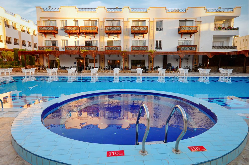 FALCON NAAMA STAR HOTEL - 39