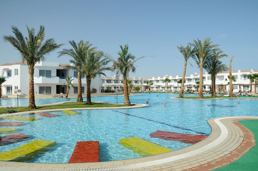 DREAMS VACATION RESORT - 9