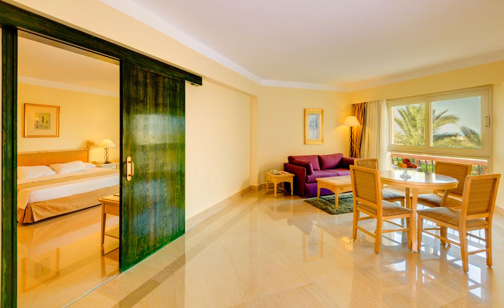 AURORA ORIENTAL RESORT - 90