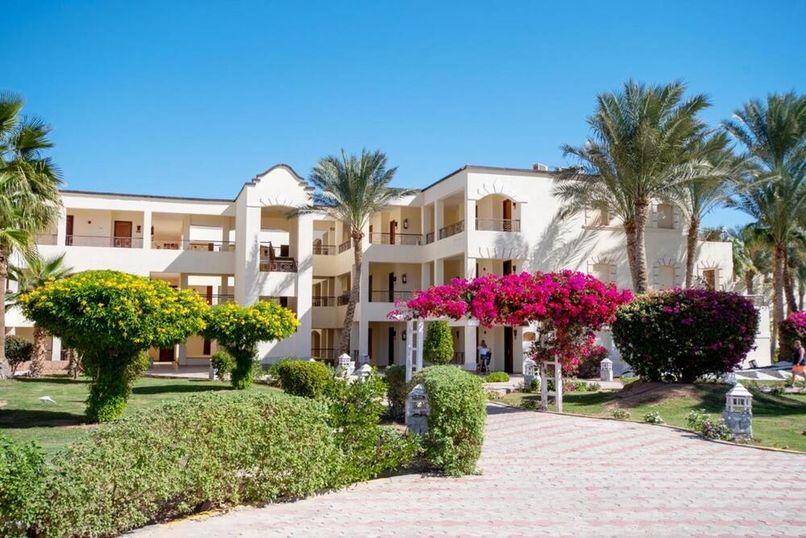 REGENCY PLAZA AQUA PARK & SPA RESORT - 1