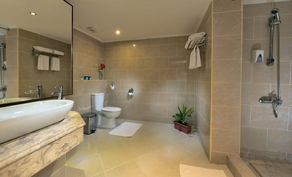 EDGE BY ROTANA SEA BEACH (ex. SEA BEACH RESORT & AQUA PARK) - 55