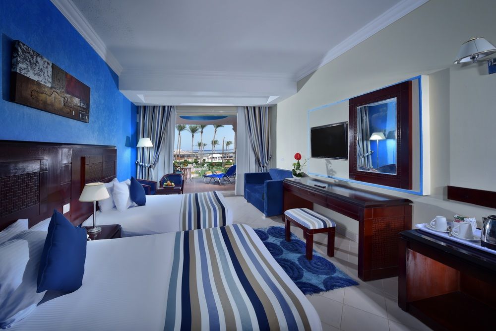 EDGE BY ROTANA SEA BEACH (ex. SEA BEACH RESORT & AQUA PARK) - 48