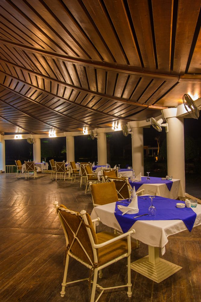 ROYAL MONTE CARLO - 37