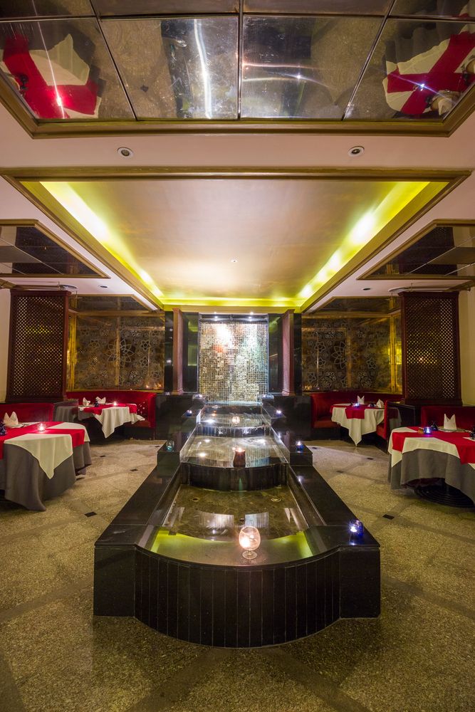 ROYAL MONTE CARLO - 34