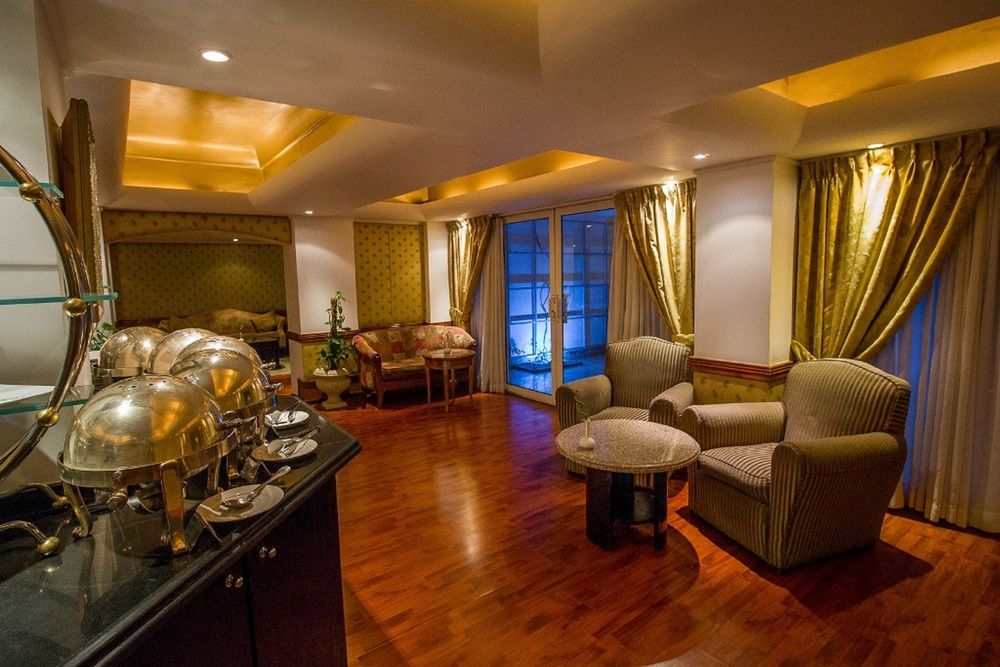 ROYAL MONTE CARLO - 21