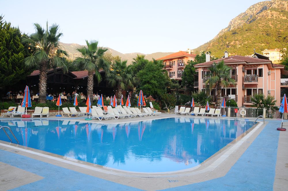 Pink Palace - 8