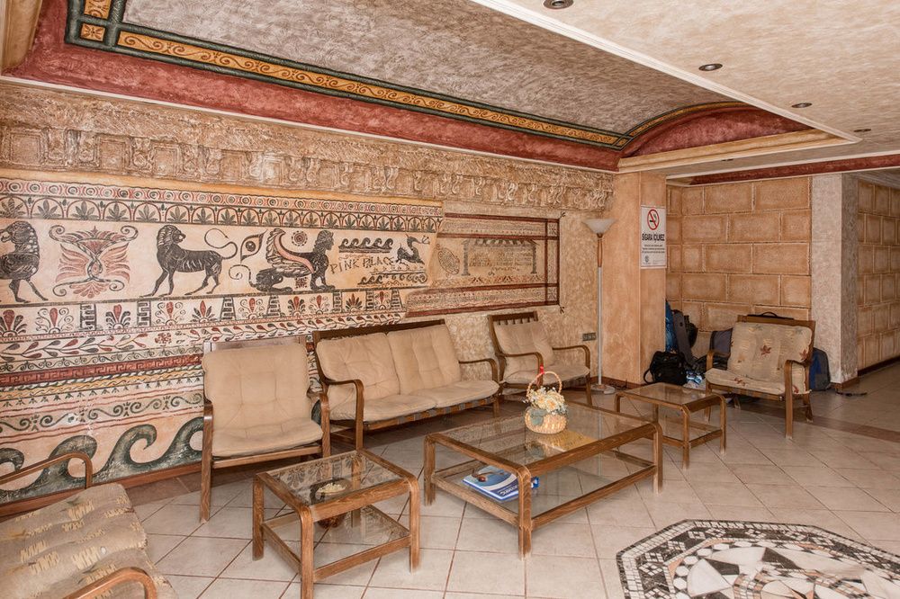 Pink Palace - 5