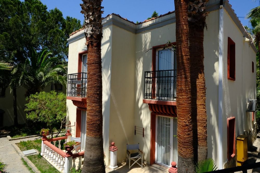 Phoenix Sun Hotel (ex. Palm Garden)  - 11