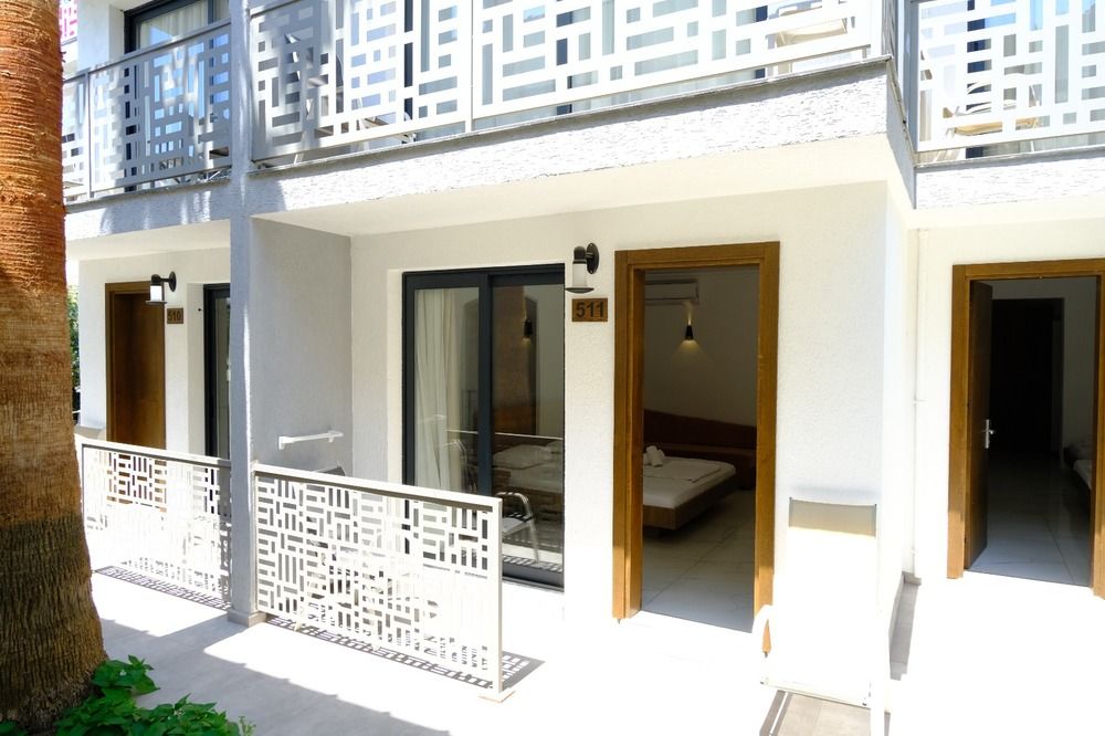 Phoenix Sun Hotel (ex. Palm Garden)  - 16