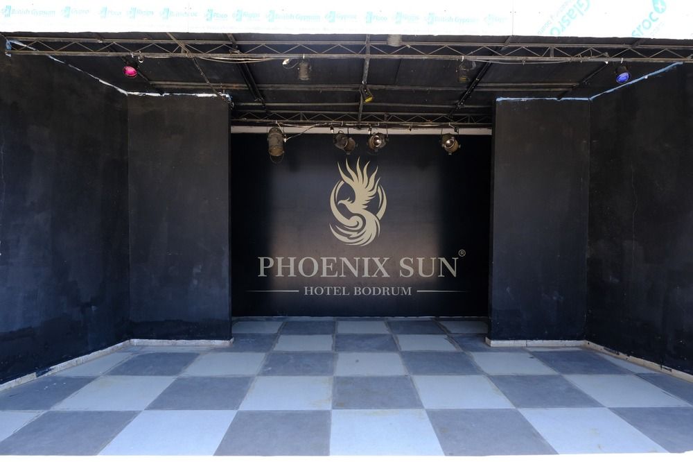 Phoenix Sun Hotel (ex. Palm Garden)  - 82