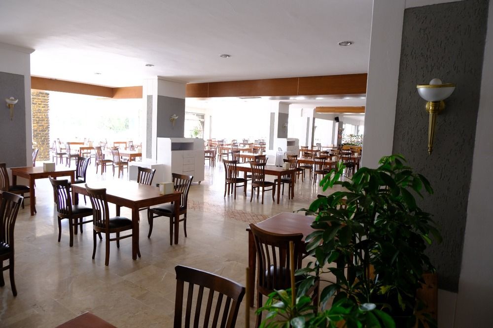 Phoenix Sun Hotel (ex. Palm Garden)  - 53