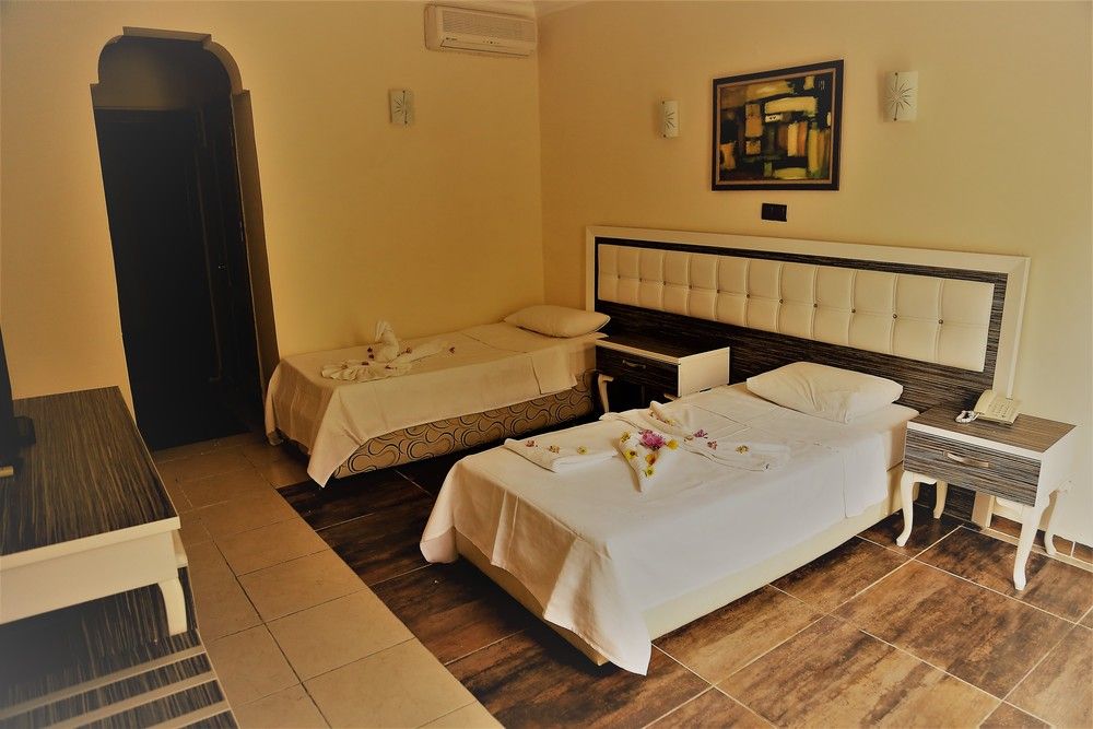 Phoenix Sun Hotel (ex. Palm Garden)  - 99