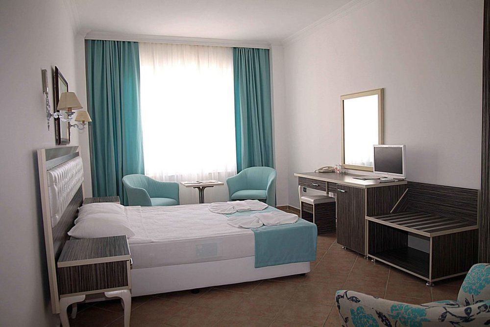 Phoenix Sun Hotel (ex. Palm Garden)  - 91