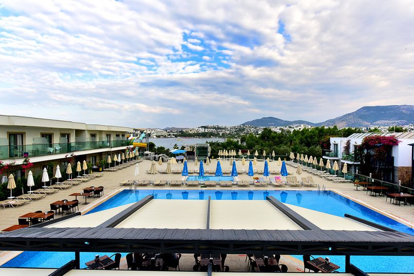 Jasmin Beach Hotel - 2