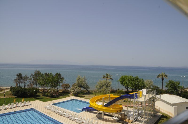 Royal Beach Club Hotel (ex. Grand Sahins Gumuldur Resort) - 2