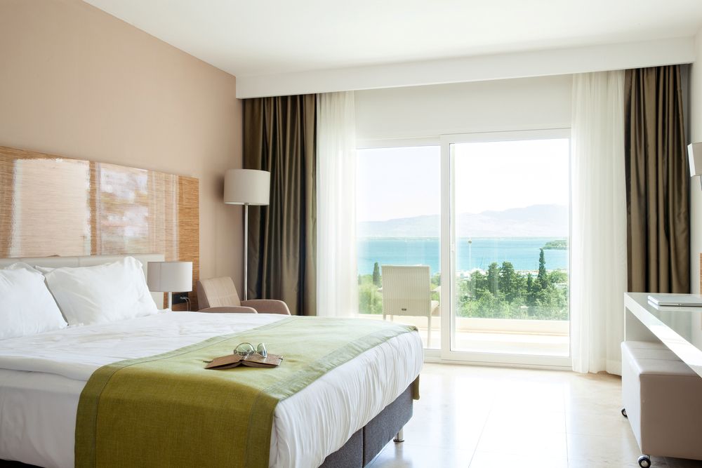 Bellazure Hotel - 19