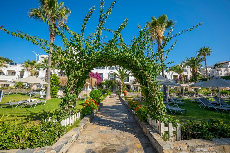 Azka Hotel - 4