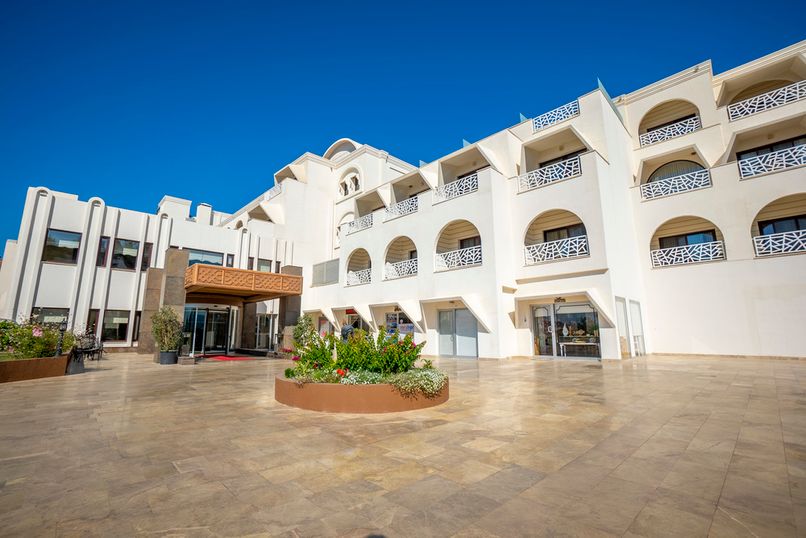 Azka Hotel - 2