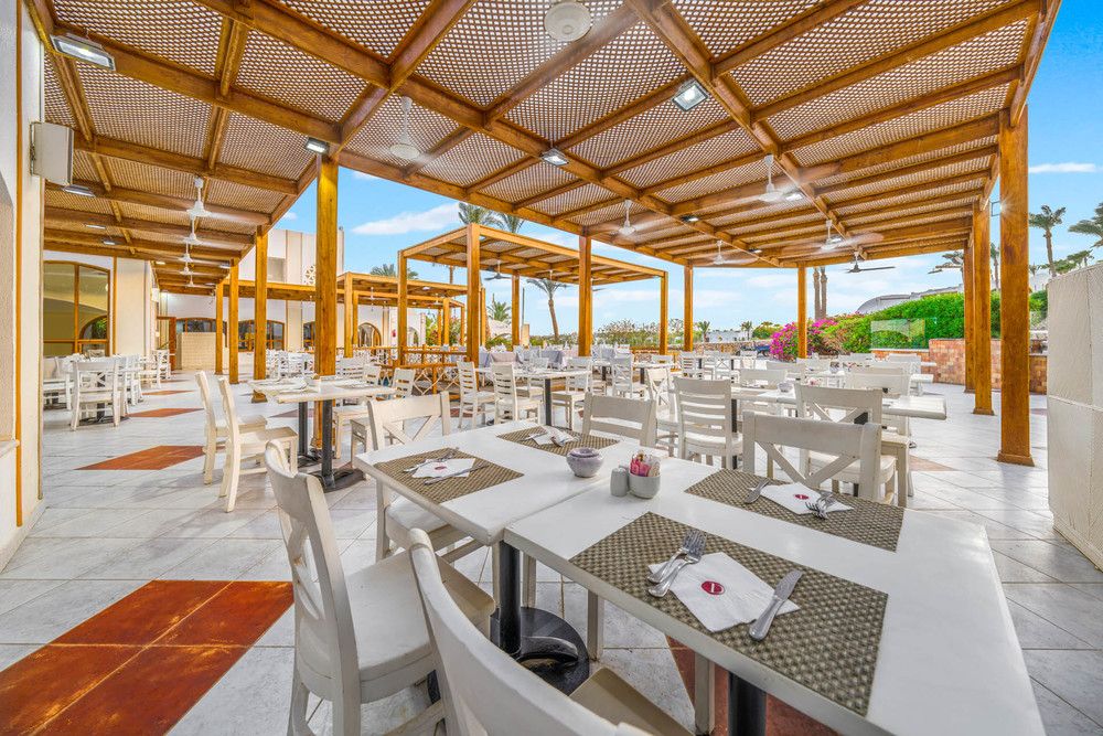 DOMINA CORAL BAY SULTAN POOL - 56