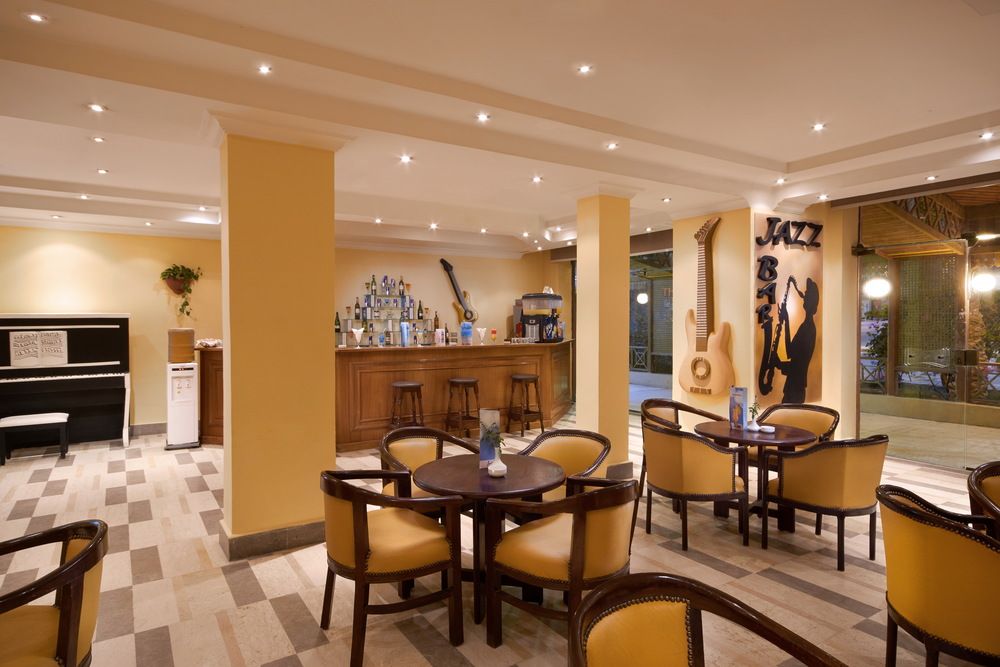 BEL AIR AZUR (only adults 18+) - 18