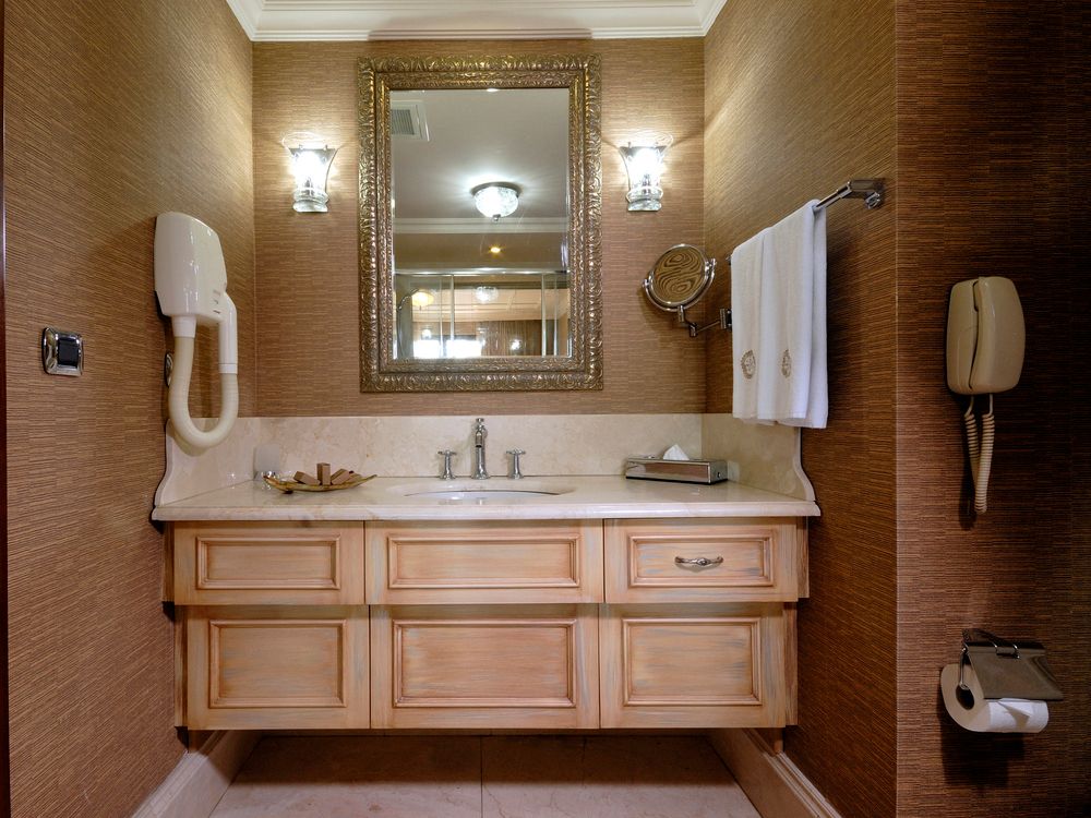 The Central Palace - 23