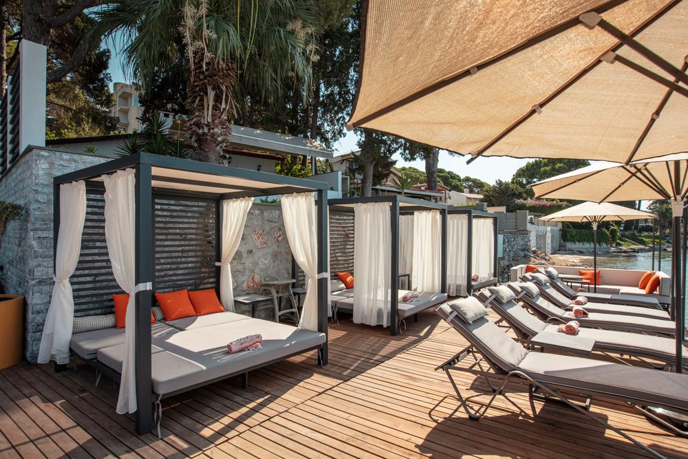 Unique Life Style Hotels - 10