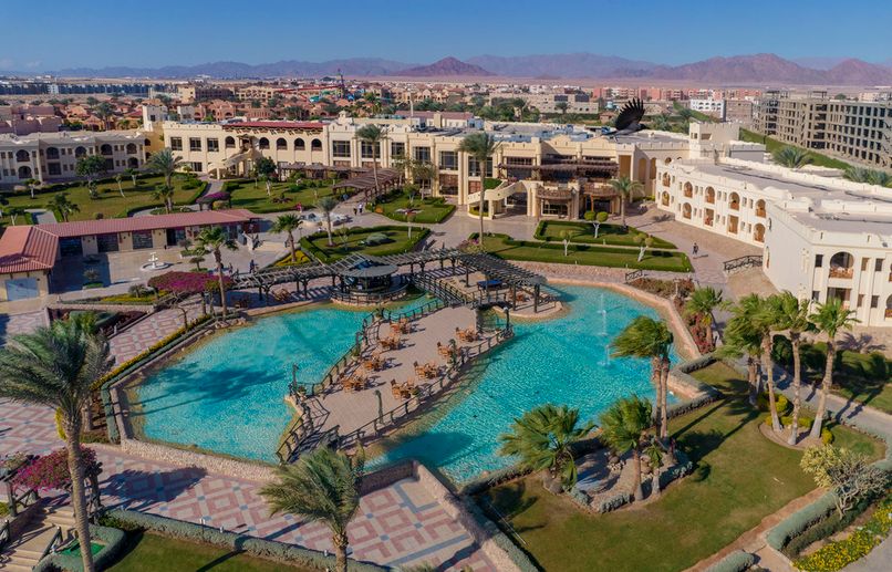 CHARMILLION CLUB RESORT  - 2