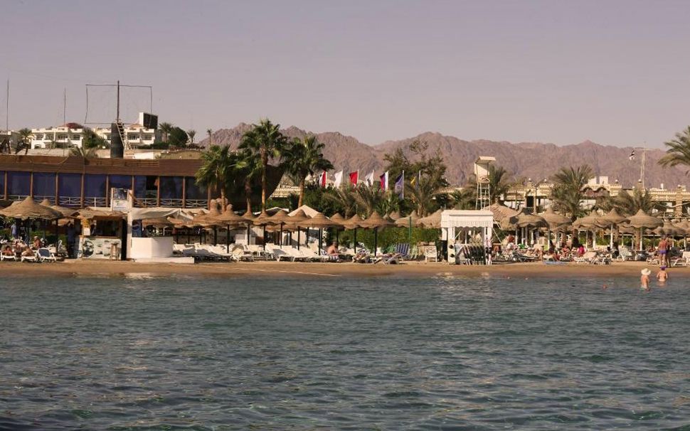 CATARACT LAYALINA - 9