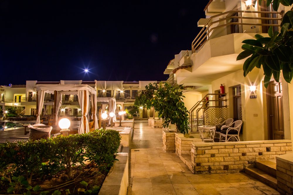 CATARACT LAYALINA - 5