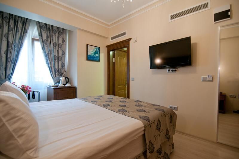 Ala Sofia Hotel - 14