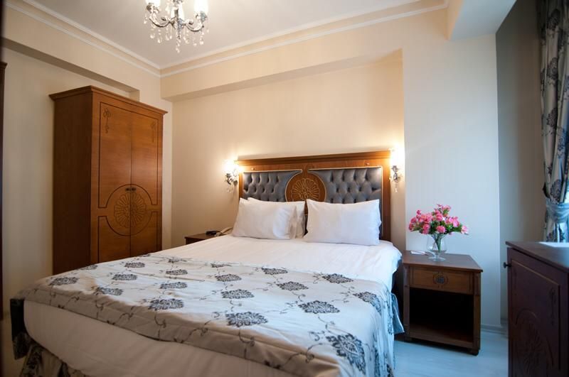 Ala Sofia Hotel - 11