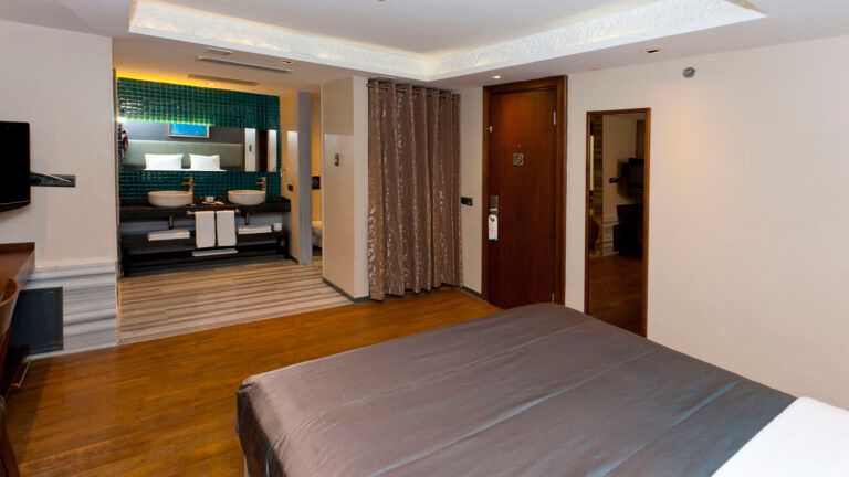 Pera Tulip Hotel - 34