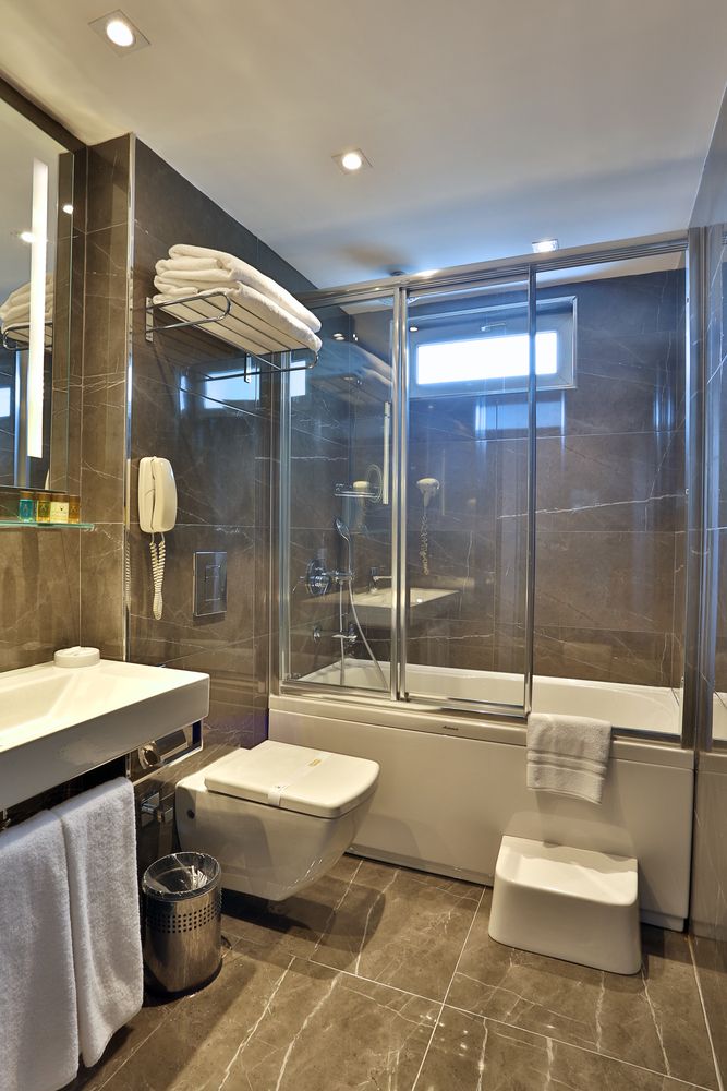 AHC Old City Hotel (ex. Zurich Hotel) - 5