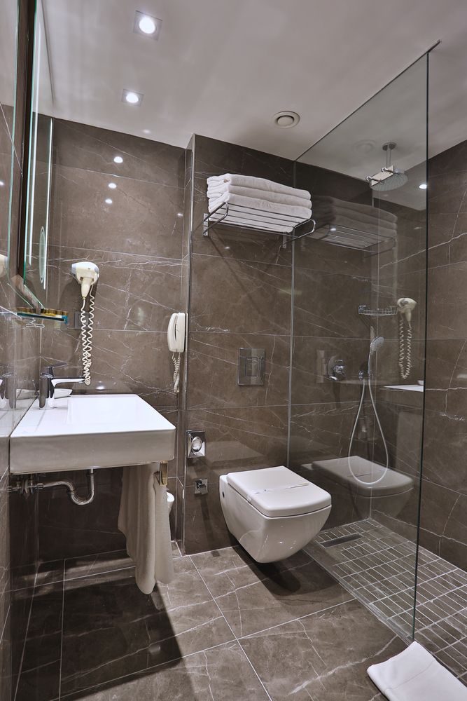 AHC Old City Hotel (ex. Zurich Hotel) - 1