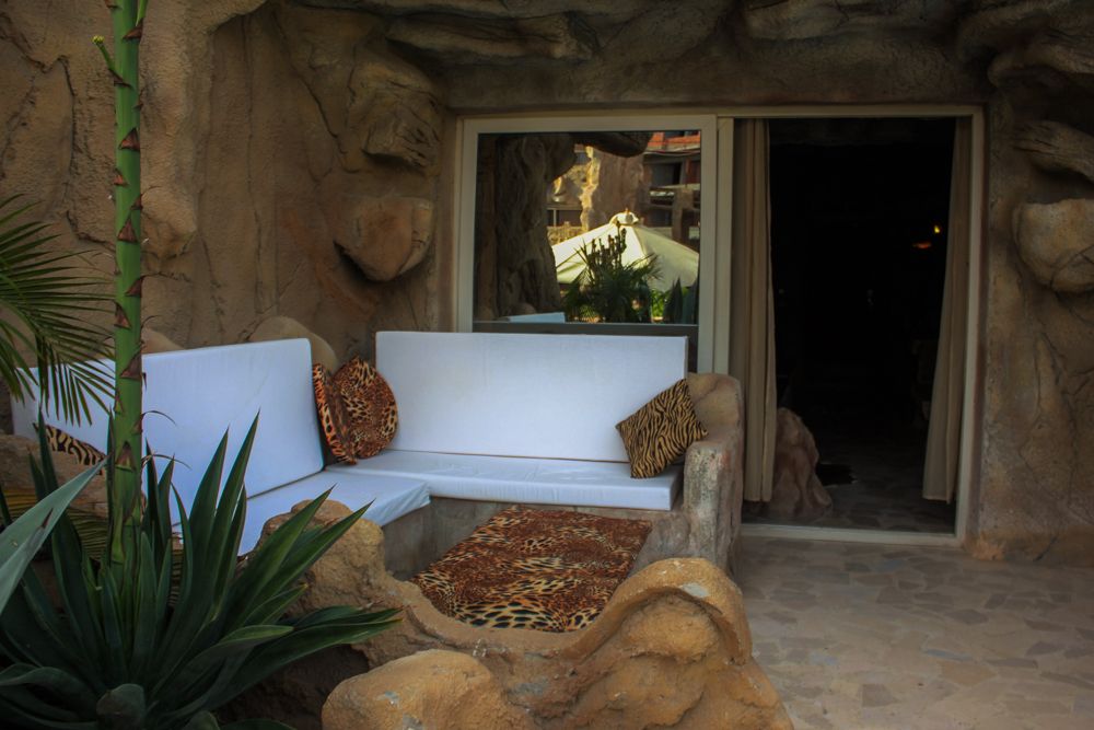 CAVES BEACH RESORT (only adults 16) - 7