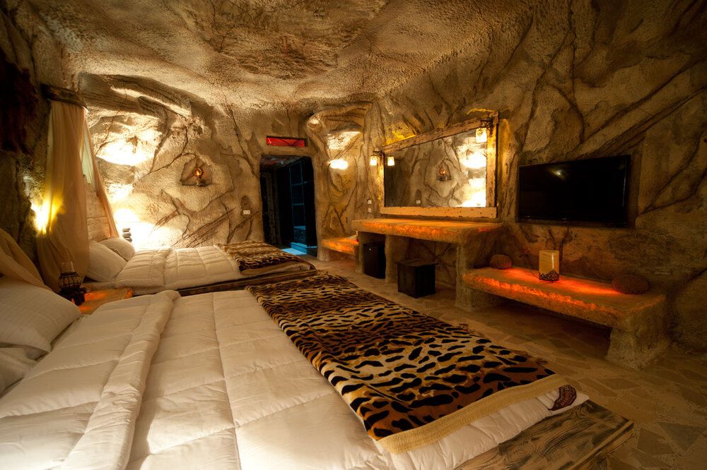 CAVES BEACH RESORT (only adults 16) - 2