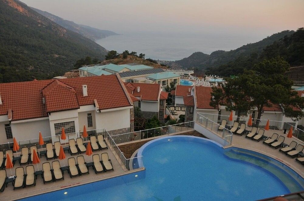 Sertil Deluxe Tropical Suites (ex. Tropical Suites by Sertil) - 1