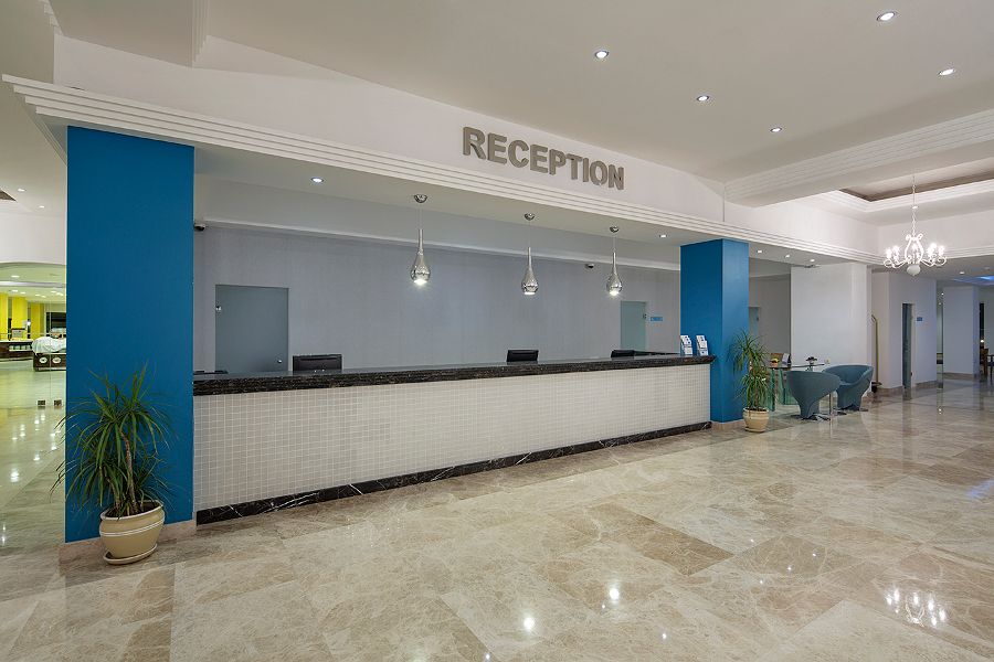 Le Bleu Hotel & Spa - 8