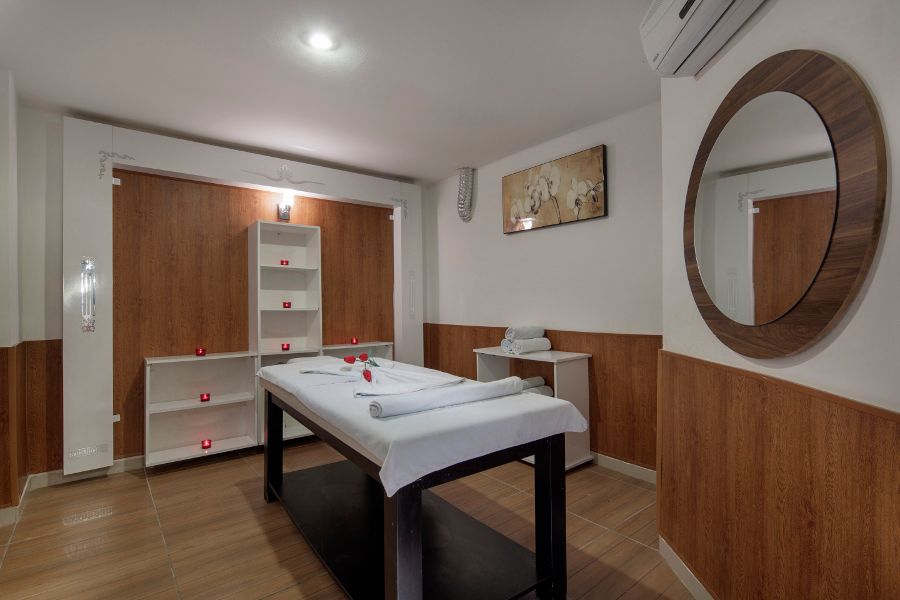 Le Bleu Hotel & Spa - 25