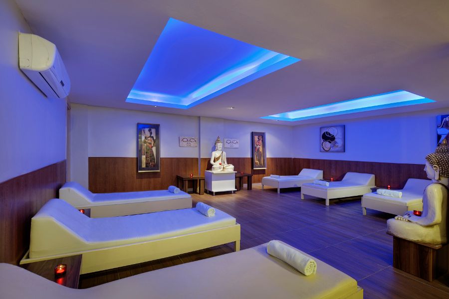 Le Bleu Hotel & Spa - 24