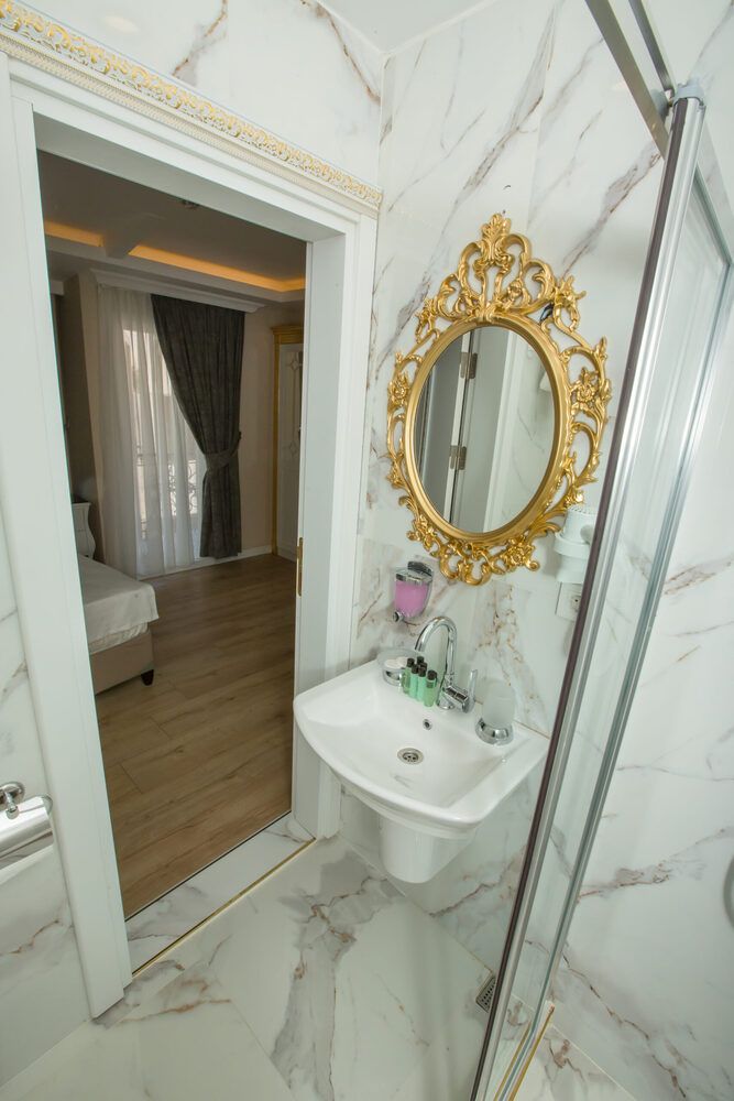 Atlantis Royal Hotel - 28