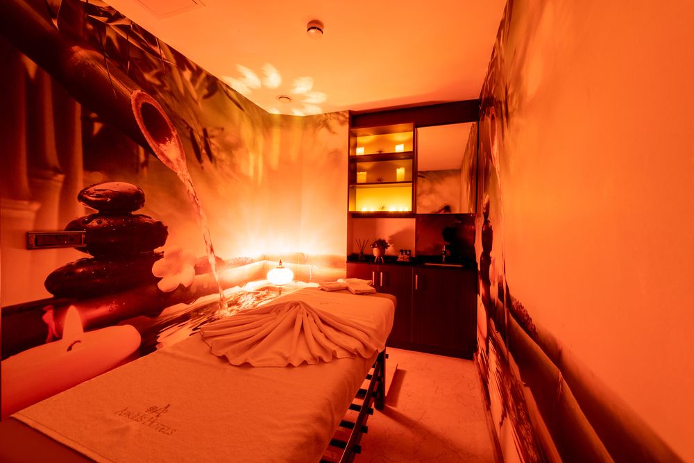 Aprilis Deluxe Hotel - 31