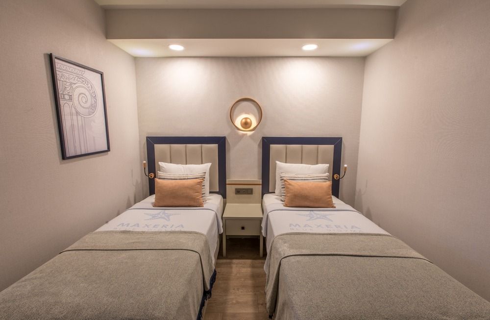 Maxeria Blue Didyma - 50