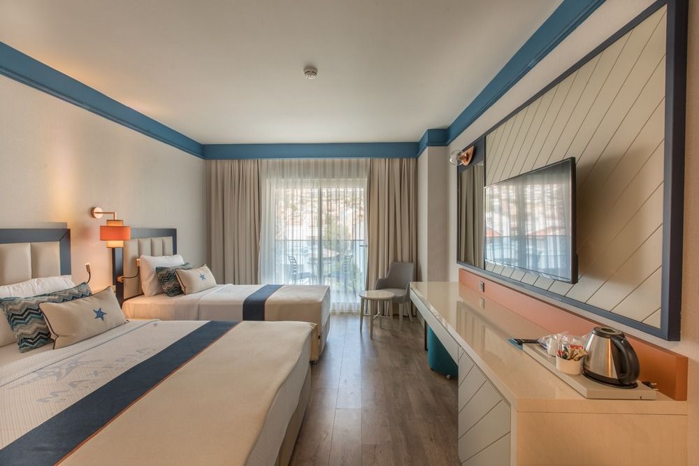 Maxeria Blue Didyma - 41