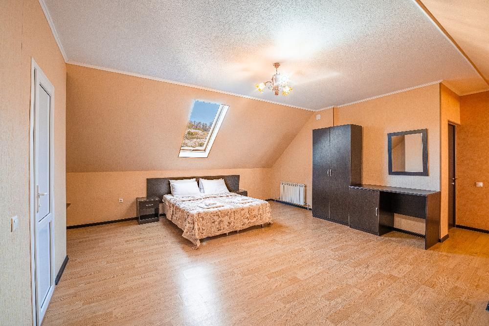 ВОЗРОЖДЕНИЕ, отель (бывш. ДОБРАЯ СКАЗКА, отель) - 73