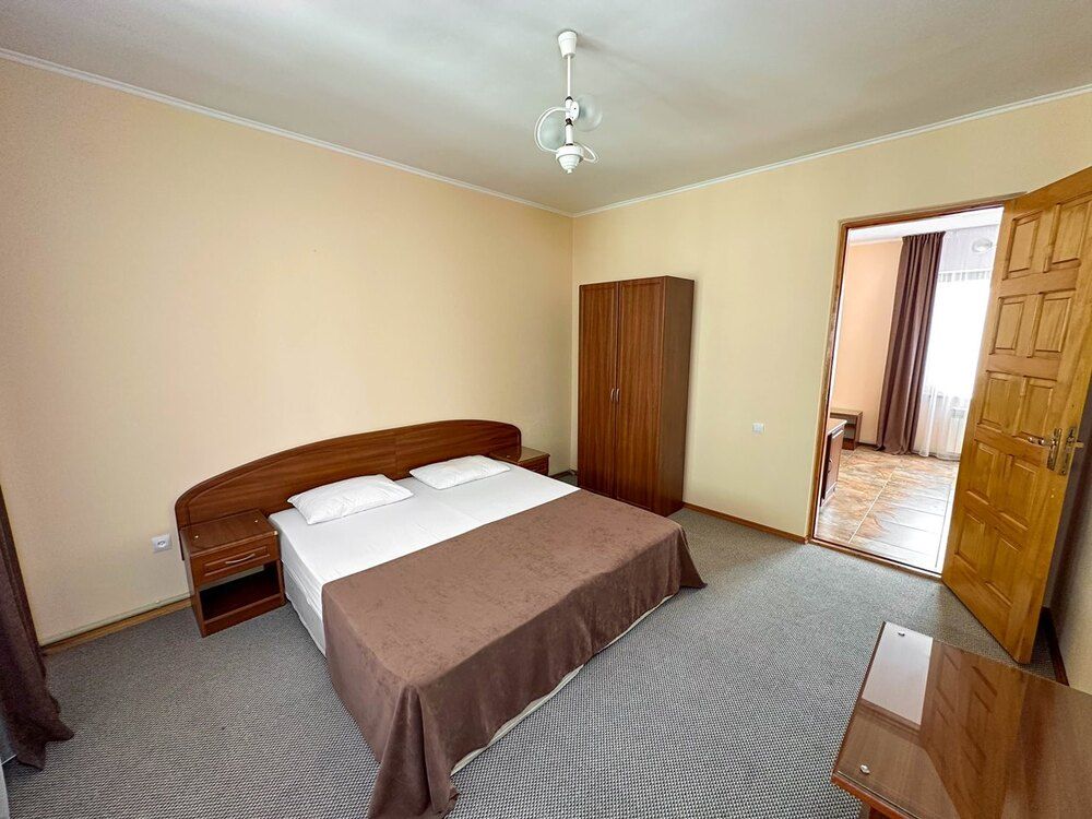 ELLIS, гостевой дом - 24