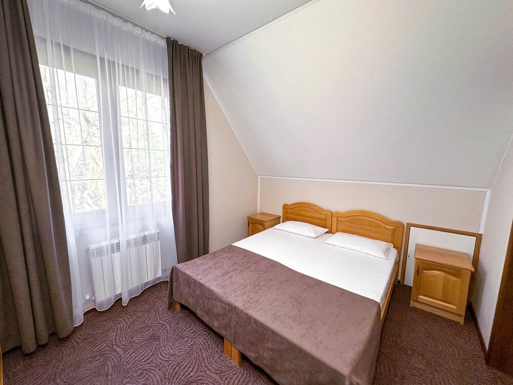 ELLIS, гостевой дом - 11