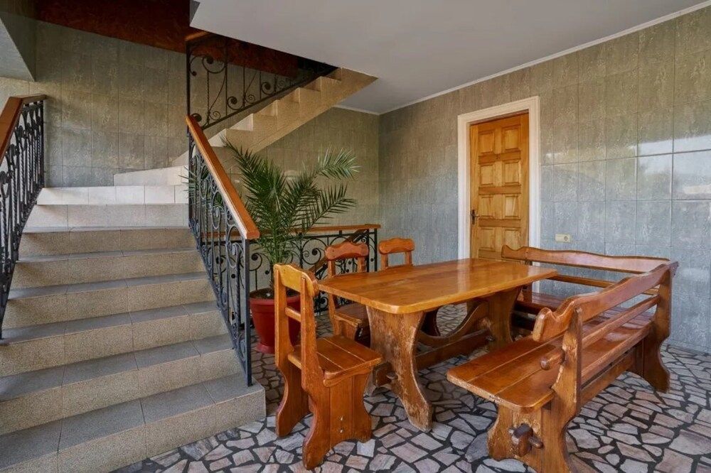 ELLIS, гостевой дом - 9